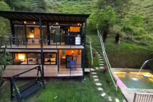 1811 villas el peñol guatape