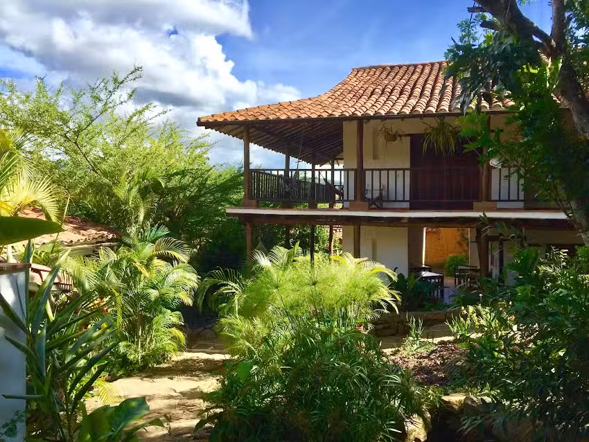 Achiotte by Masaya Collection