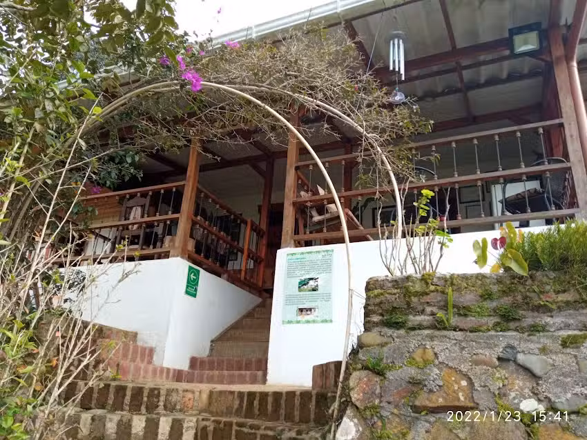 &Aacute;gora Manantial