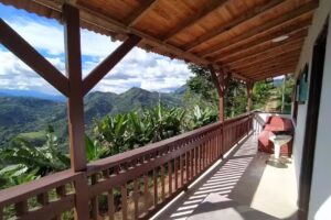 Alojamiento en Jardin Caba&ntilde;a las Aguilas