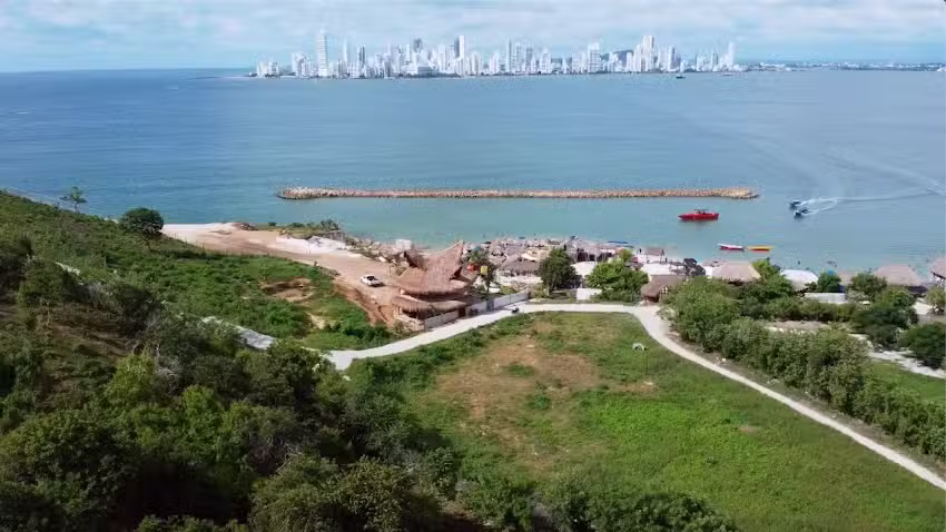 Amalife Beach Club & Hotel