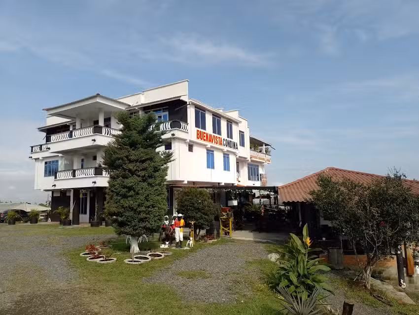 Aparta Hotel Buenavista Condina