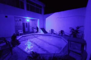 Apartamento sencillo con piscina