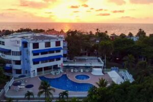 Apartamentos Cove&ntilde;as, Condominio Victoria Real Cove&ntilde;as