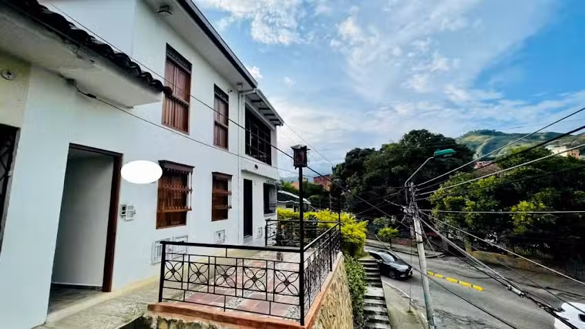 Arboleda de San Antonio Cali &ndash; Aptos amoblados en San Antonio por Airbnb