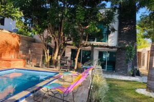 Caba&ntilde;a Bella mar