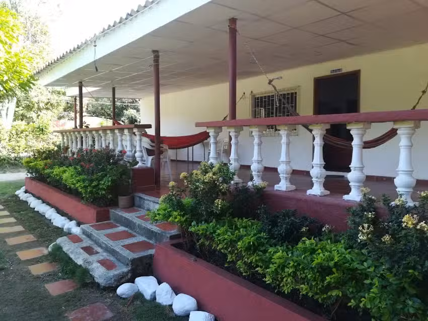 Caba&ntilde;a Casa Blanca