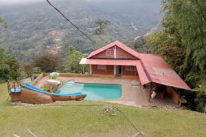 Caba&ntilde;a de Ed&eacute;n