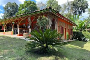 Caba&ntilde;a De Fercho