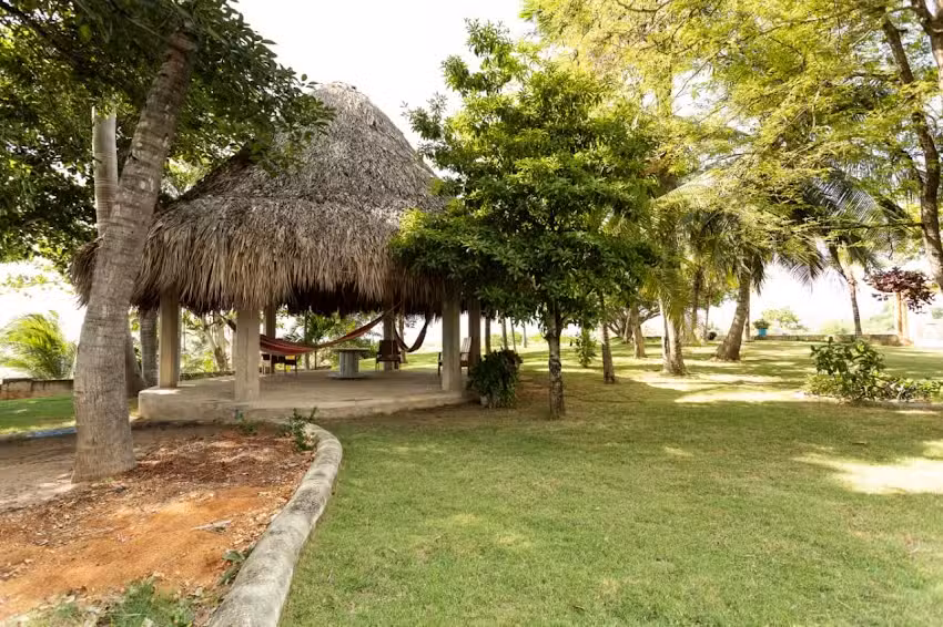 Caba&ntilde;a De Marco