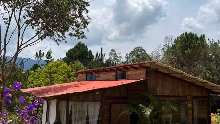Caba&ntilde;a en la naturaleza