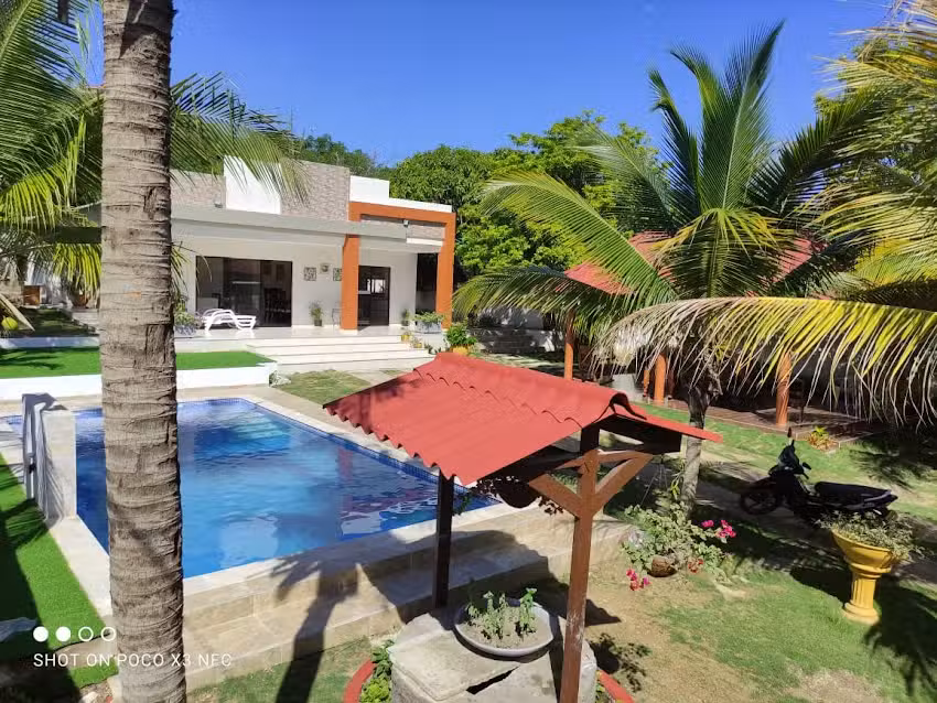 Caba&ntilde;a Flor y Mar