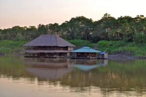 Cabaña Flotante Kurupira