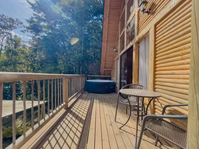 Caba&ntilde;a Hauser