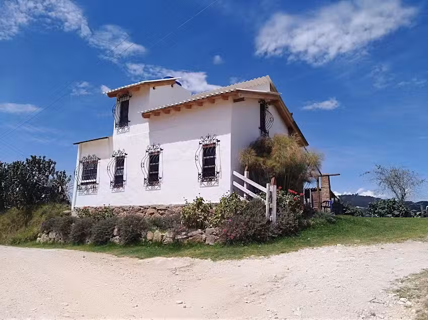 Caba&ntilde;a Illari