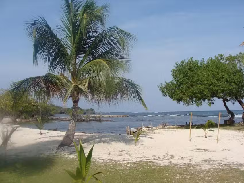 Caba&ntilde;a Isla Fuerte