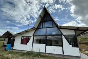 Caba&ntilde;a La Cascada