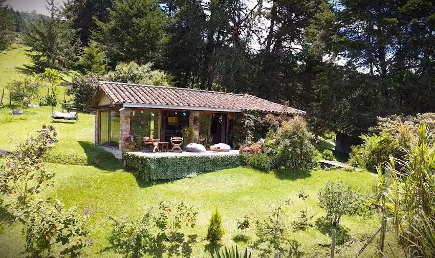 Caba&ntilde;a LANIAKEA