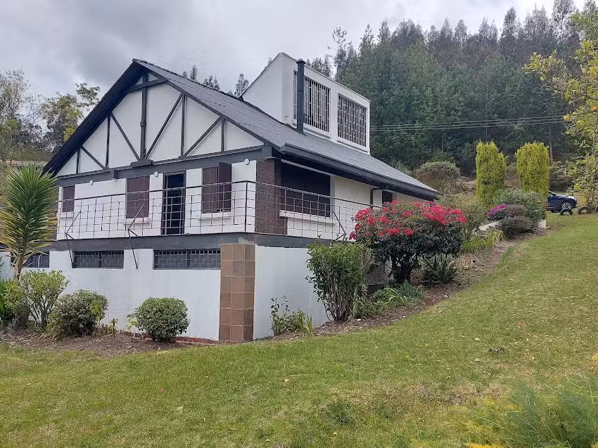 Caba&ntilde;a Las 3 Koalas