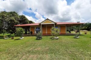 Caba&ntilde;a Las Tres Mar&iacute;as Y El Rey David