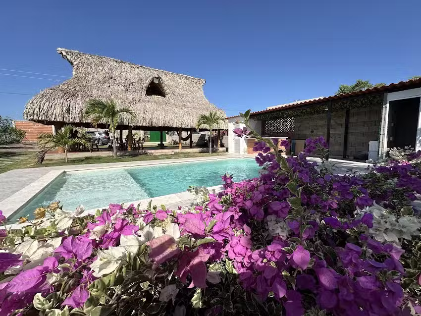 Caba&ntilde;a Las Trinitarias