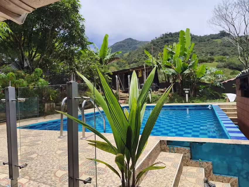 Caba&ntilde;a Mar&iacute;a Paula