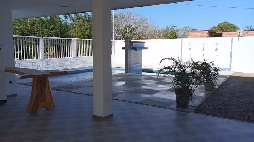 Caba&ntilde;a vacacional Villa Elias