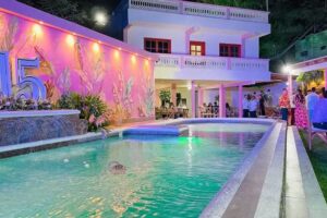 Caba&ntilde;a Villa Rosa