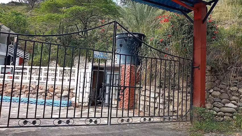 Caba&ntilde;a VILLA YADIRA