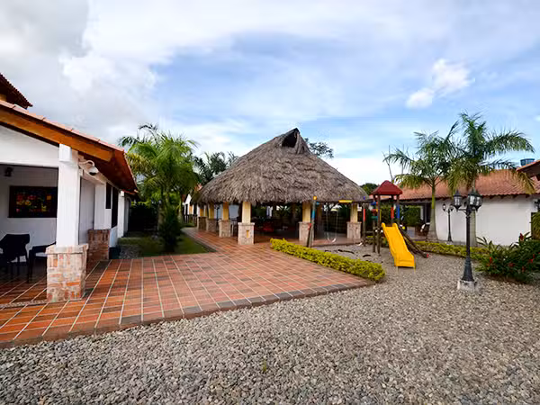 CABA&Ntilde;AS CAMPESTRES RINCON DE APIAY