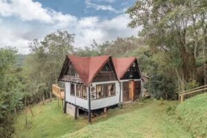 Caba&ntilde;as Casa monte en Santa elena