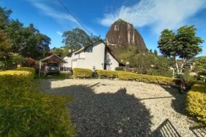 Caba&ntilde;as Castillos Del Lago