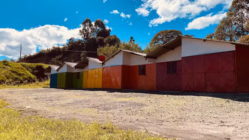 Caba&ntilde;as EL Escondite.