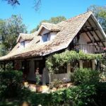 Caba&ntilde;as El Lago