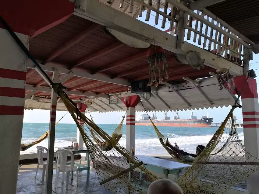 Caba&ntilde;as El Maley