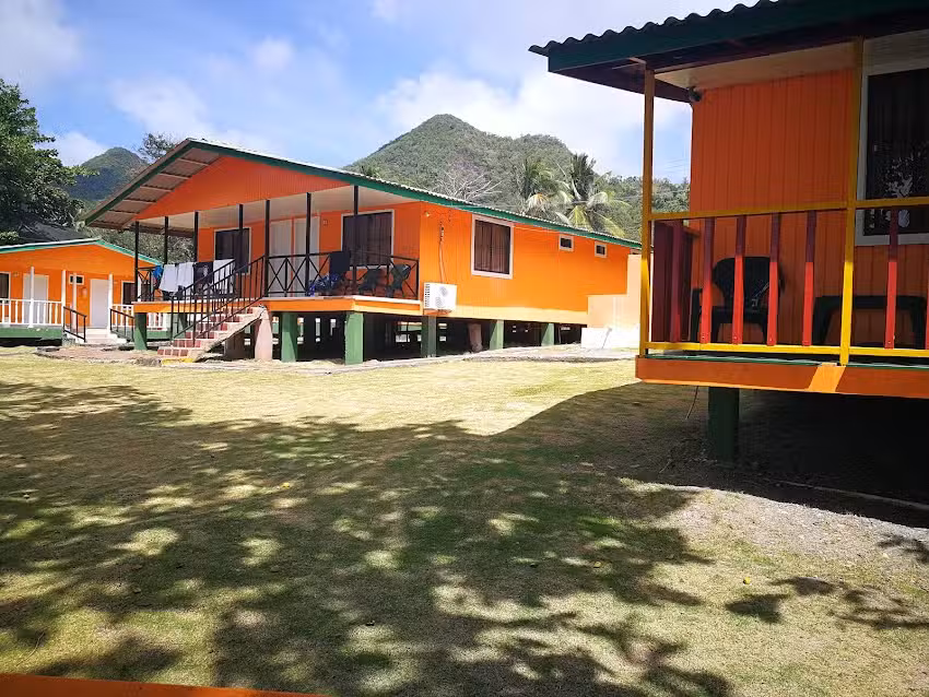 Caba&ntilde;as el Recreo