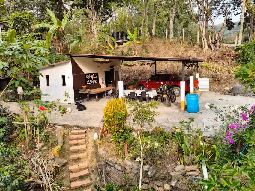 Caba&ntilde;as El Tesoro