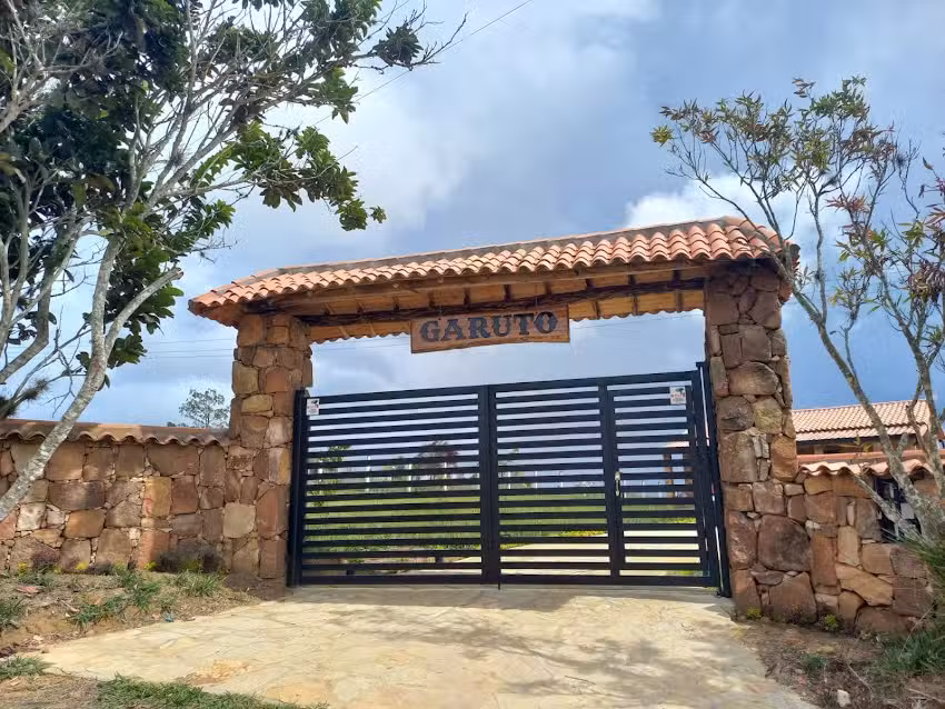 Caba&ntilde;as Garuto