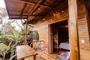 Caba&ntilde;as La Cima