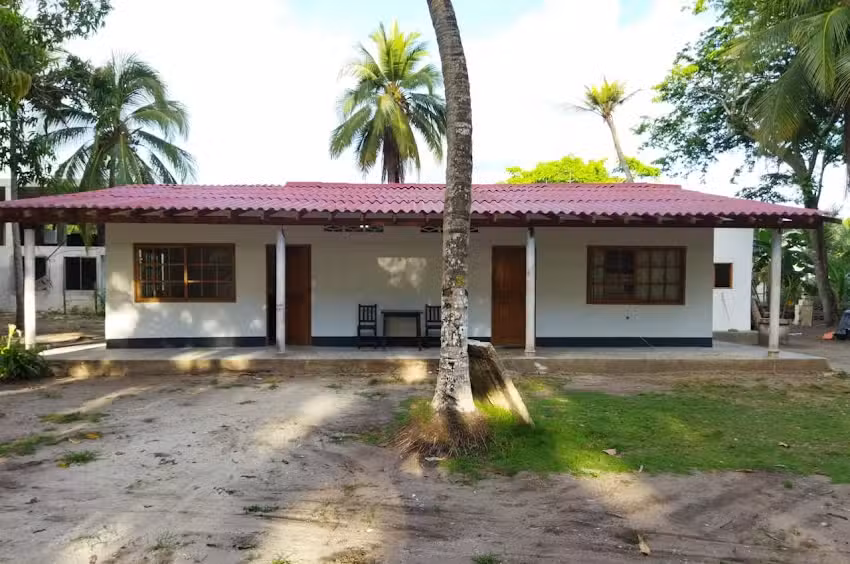 Caba&ntilde;as La Linda