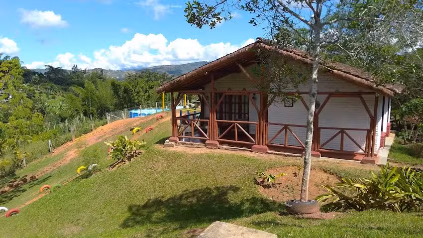 Caba&ntilde;as La Primavera