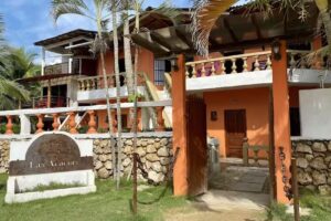 Caba&ntilde;as Las Acacias/Tol&uacute; Cove&ntilde;as