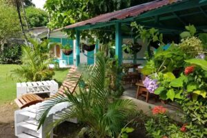 Caba&ntilde;as Los Almendros