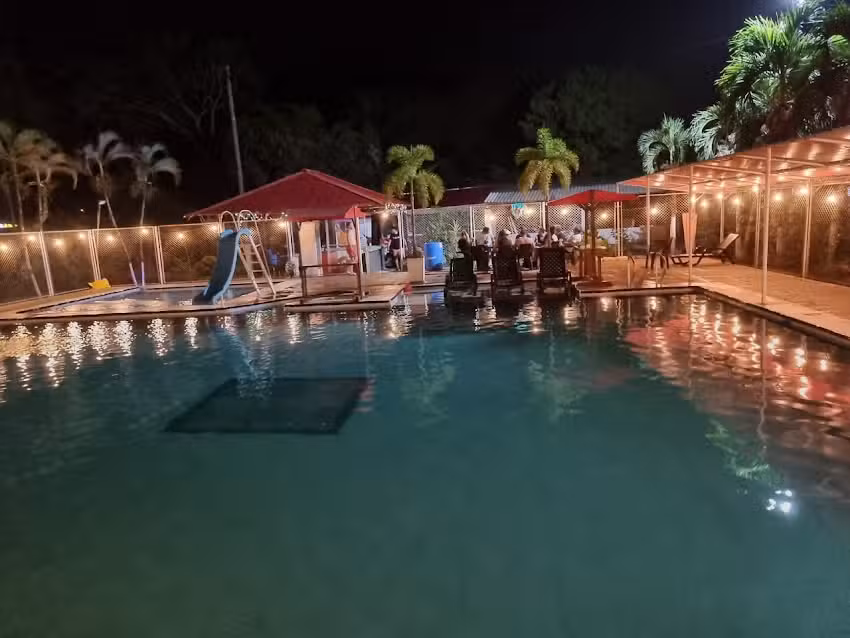 Caba&ntilde;as Mar&iacute;a Bonita