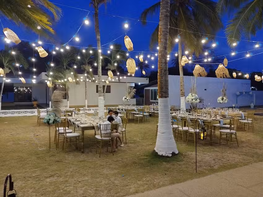 Caba&ntilde;as Maudy