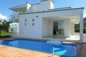 Caba&ntilde;as quintas del Santana