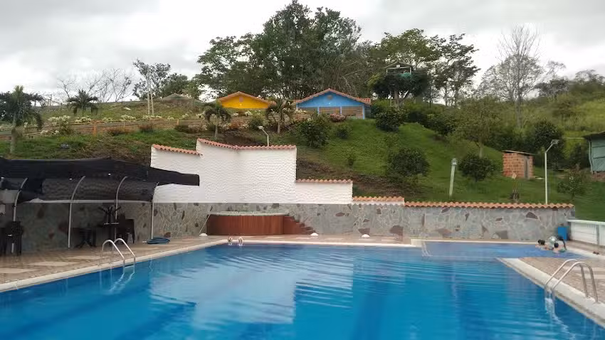 Caba&ntilde;as Verano Azul