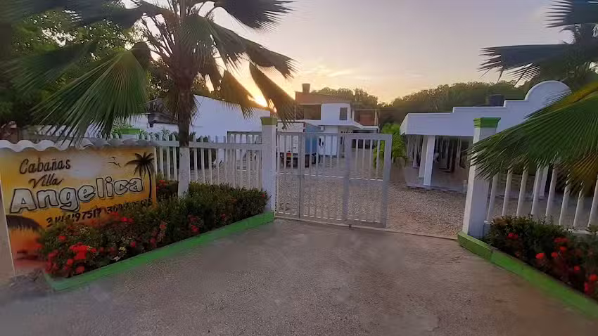 Caba&ntilde;as villa Ang&eacute;lica