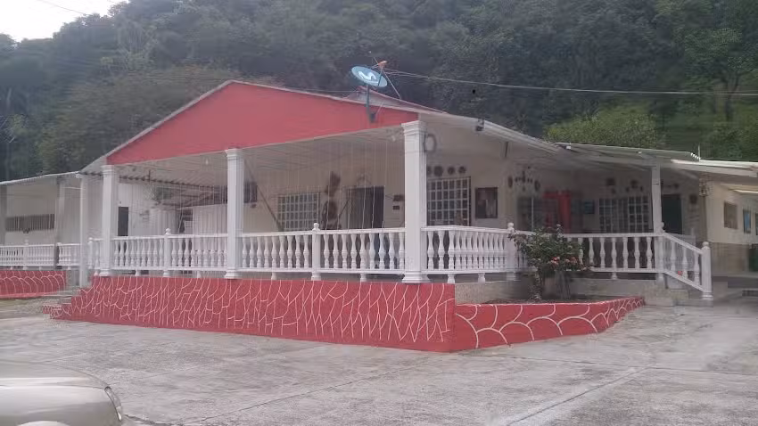 Caba&ntilde;as Villa Valentina