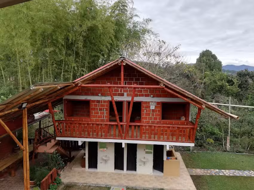 Caba&ntilde;as y Camping Colinas de San Diego